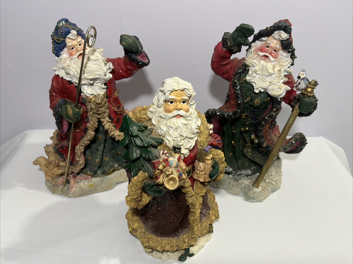 Santa Claus Figurine Set - photo 2