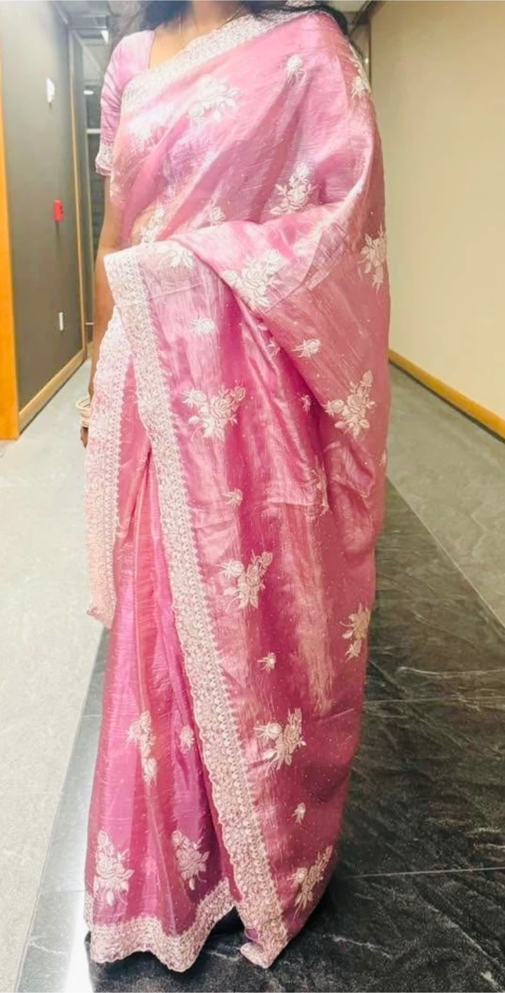 Pink Embroidered Saree - photo 2