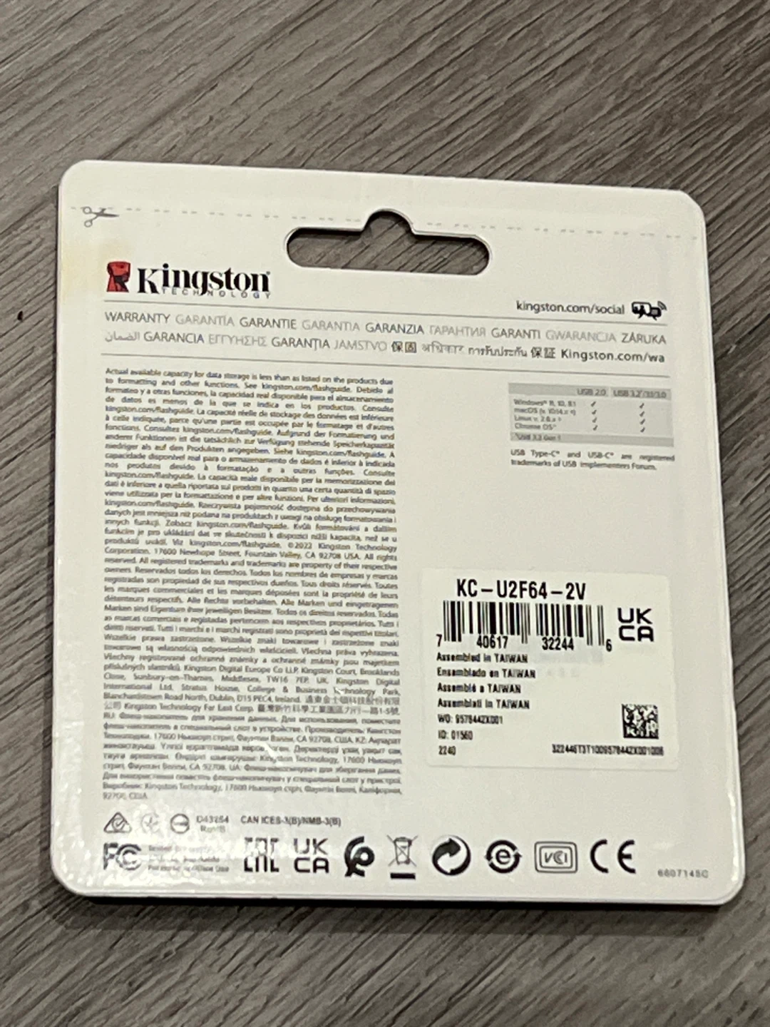 Kingston DataTraveler 64GB USB-C Flash Drive - Brand New - photo 2