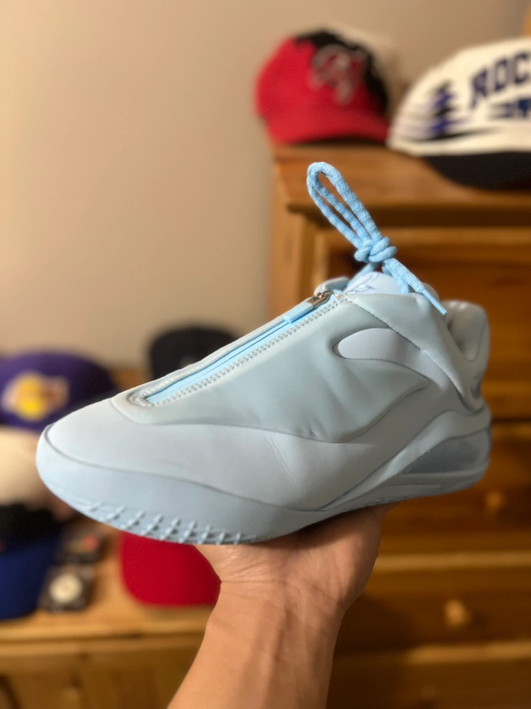Converse Shai 001
