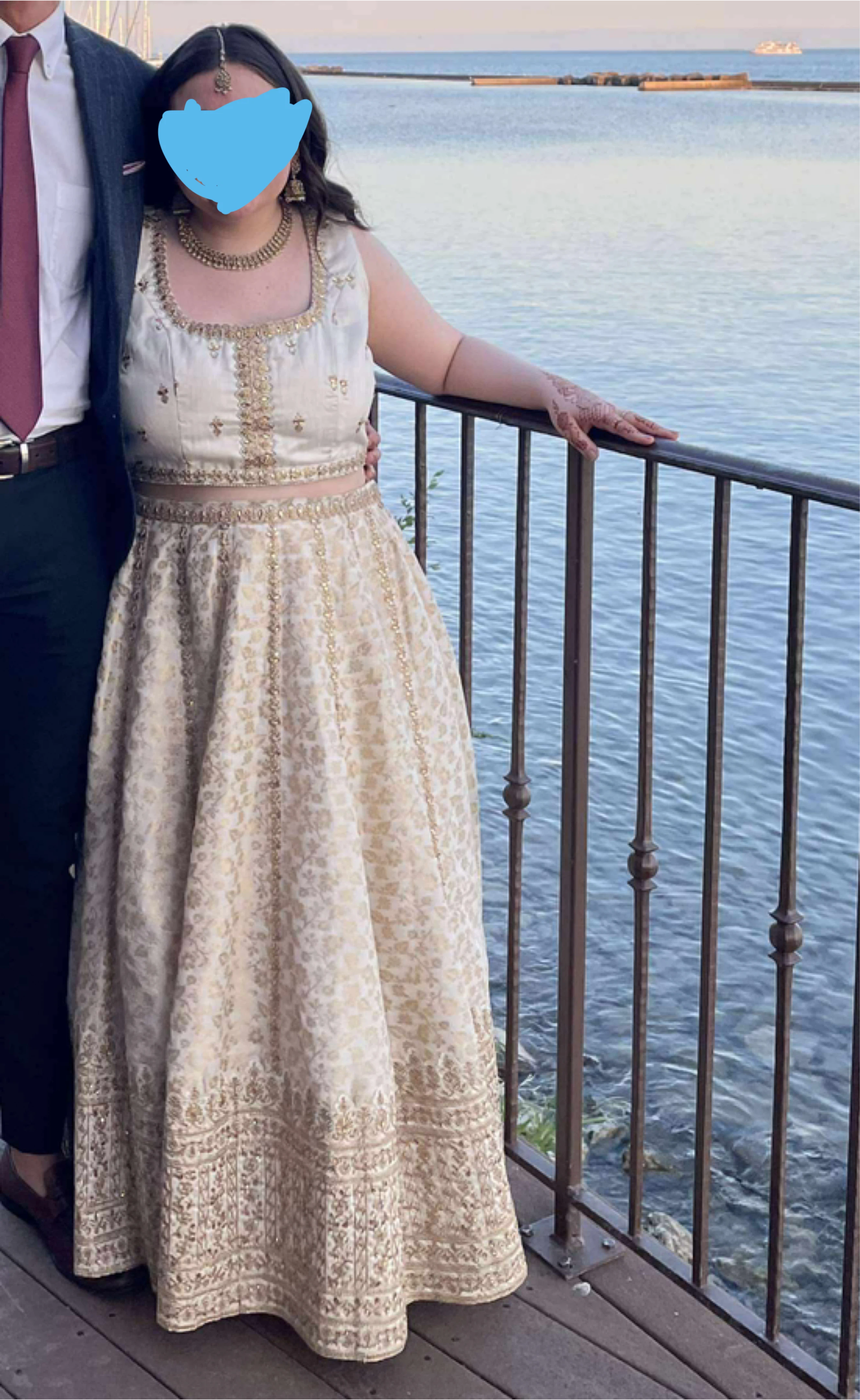 Cream & Gold Lehenga and Dupatta - photo 3