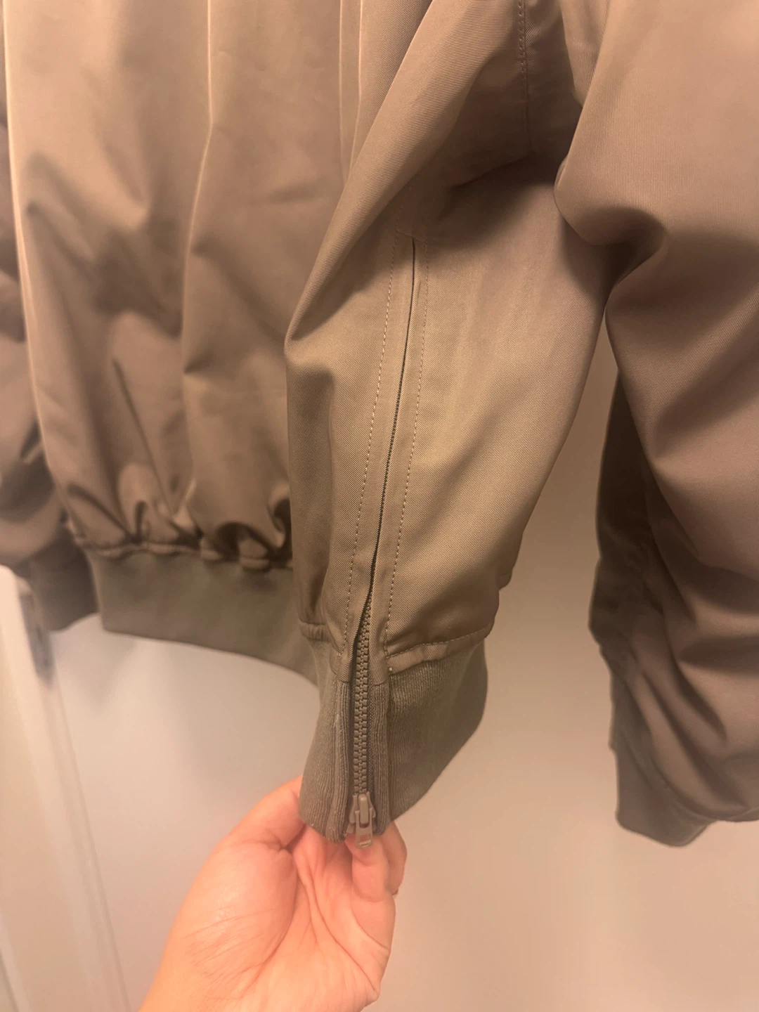 UNIQLO : C Bomber Jacket - Large - photo 4