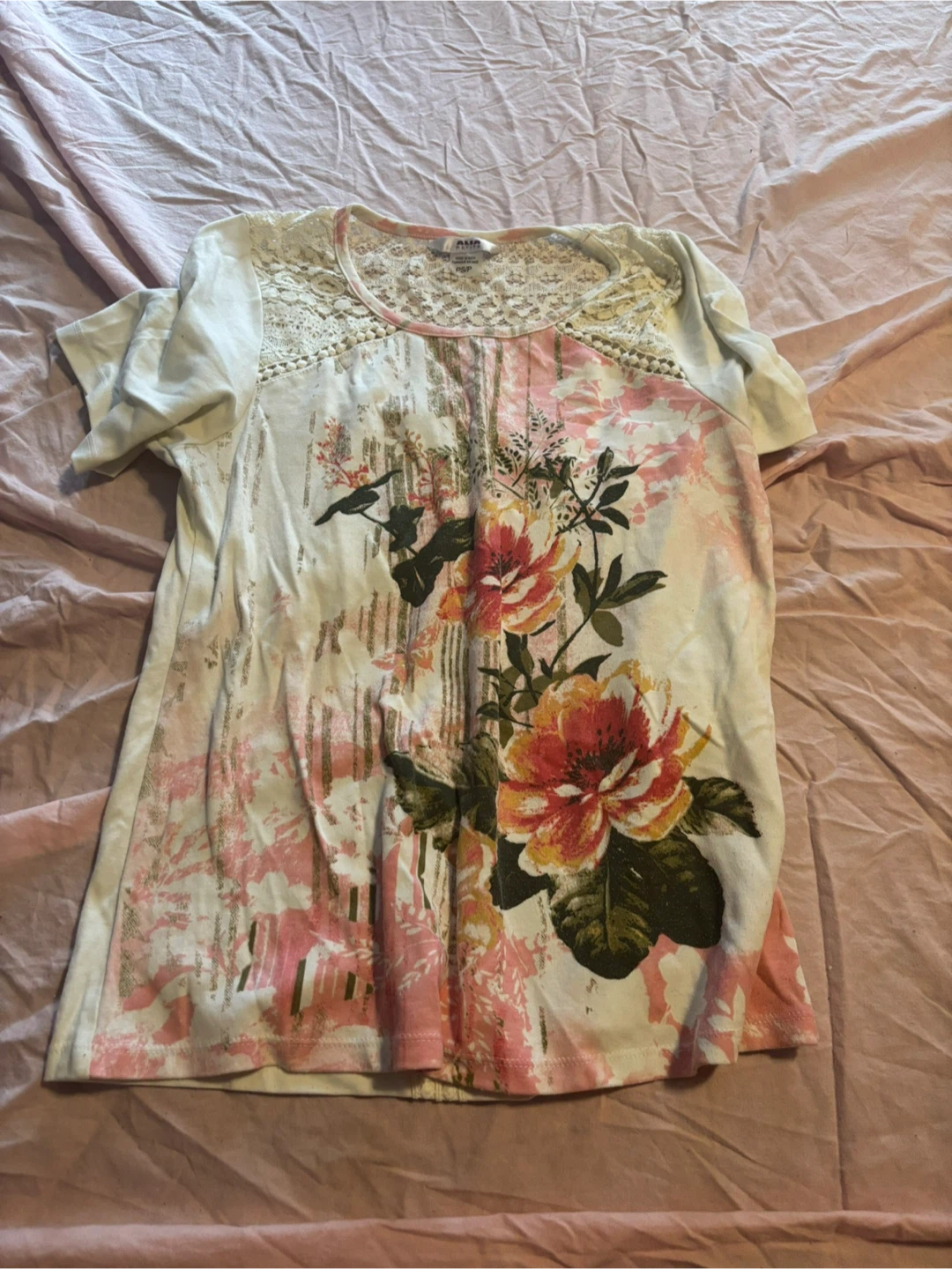 ALIA Petite Floral Lace Top - Size P/S