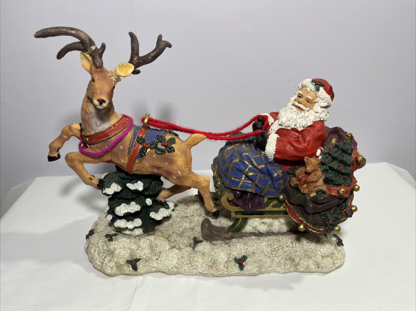 Musical Santa Claus Figurine - photo 2