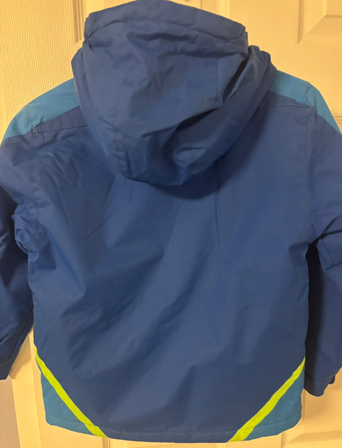 Mountain Warehouse Snow Jacket - Size 7-8 - photo 3