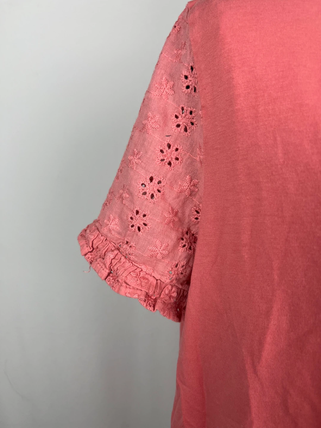 Shein Coral Top with Lace Sleeves Size M - photo 3