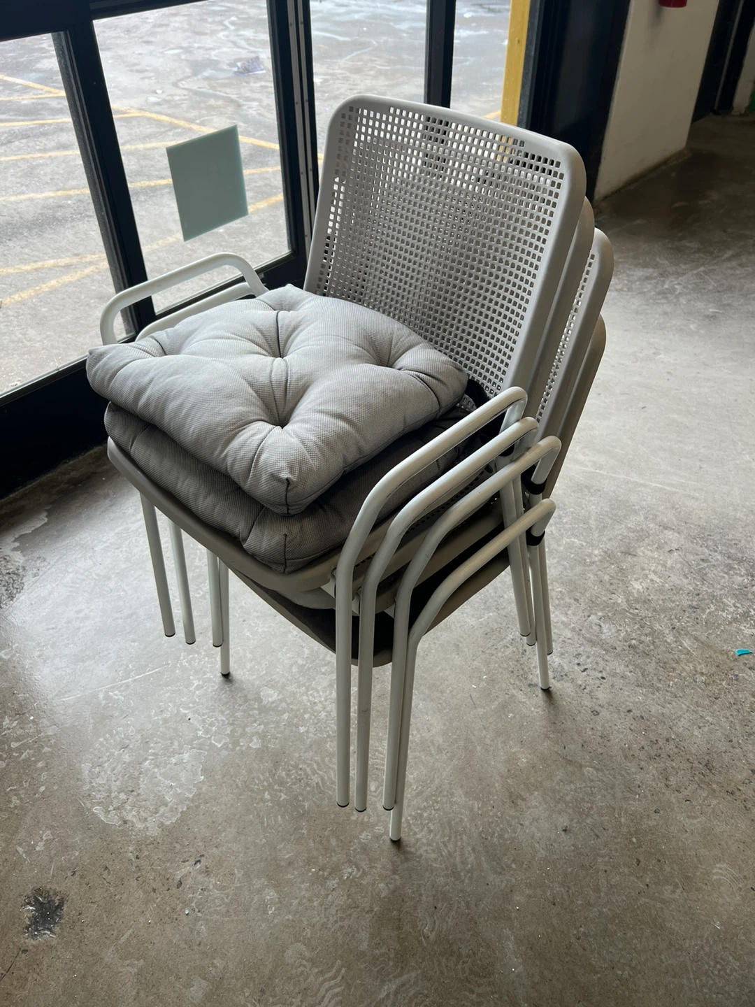 Torparo IKEA chair - photo 3