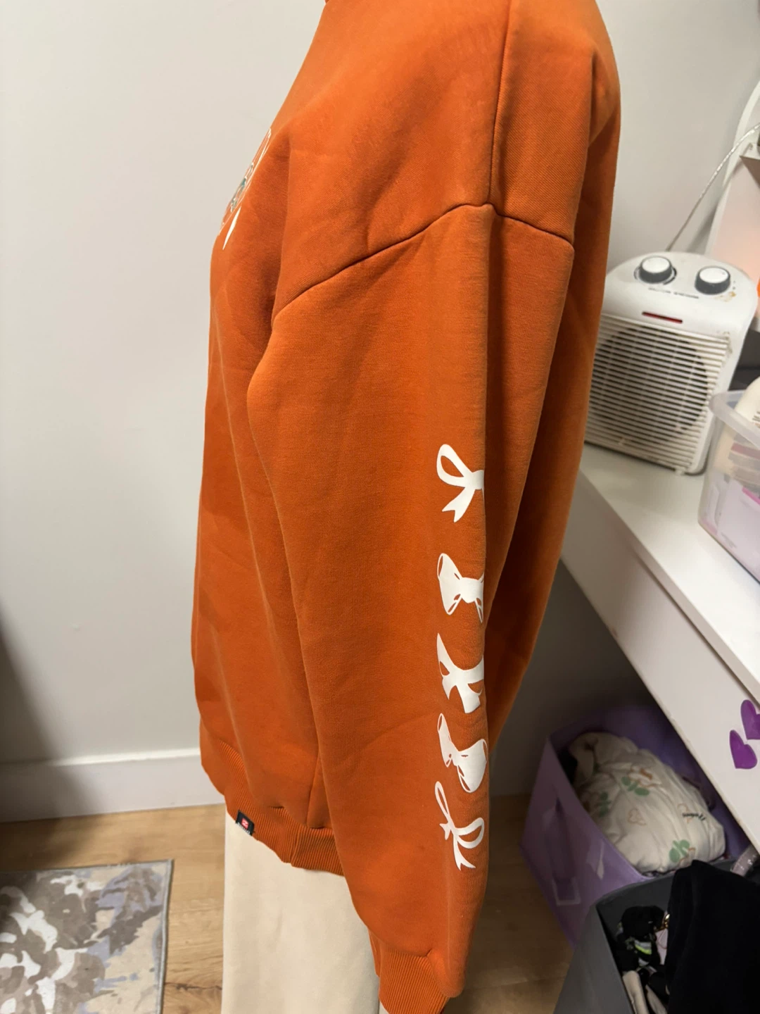 London England Orange tracksuit - photo 4