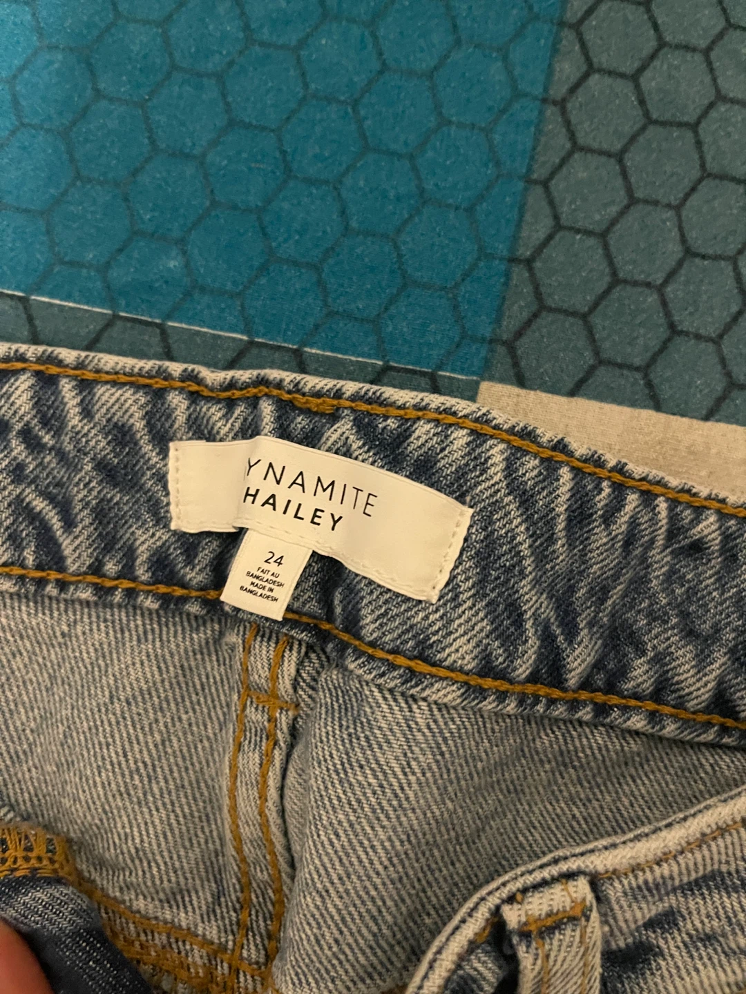 Dynamite Hailey Jeans - Size 24 - photo 2