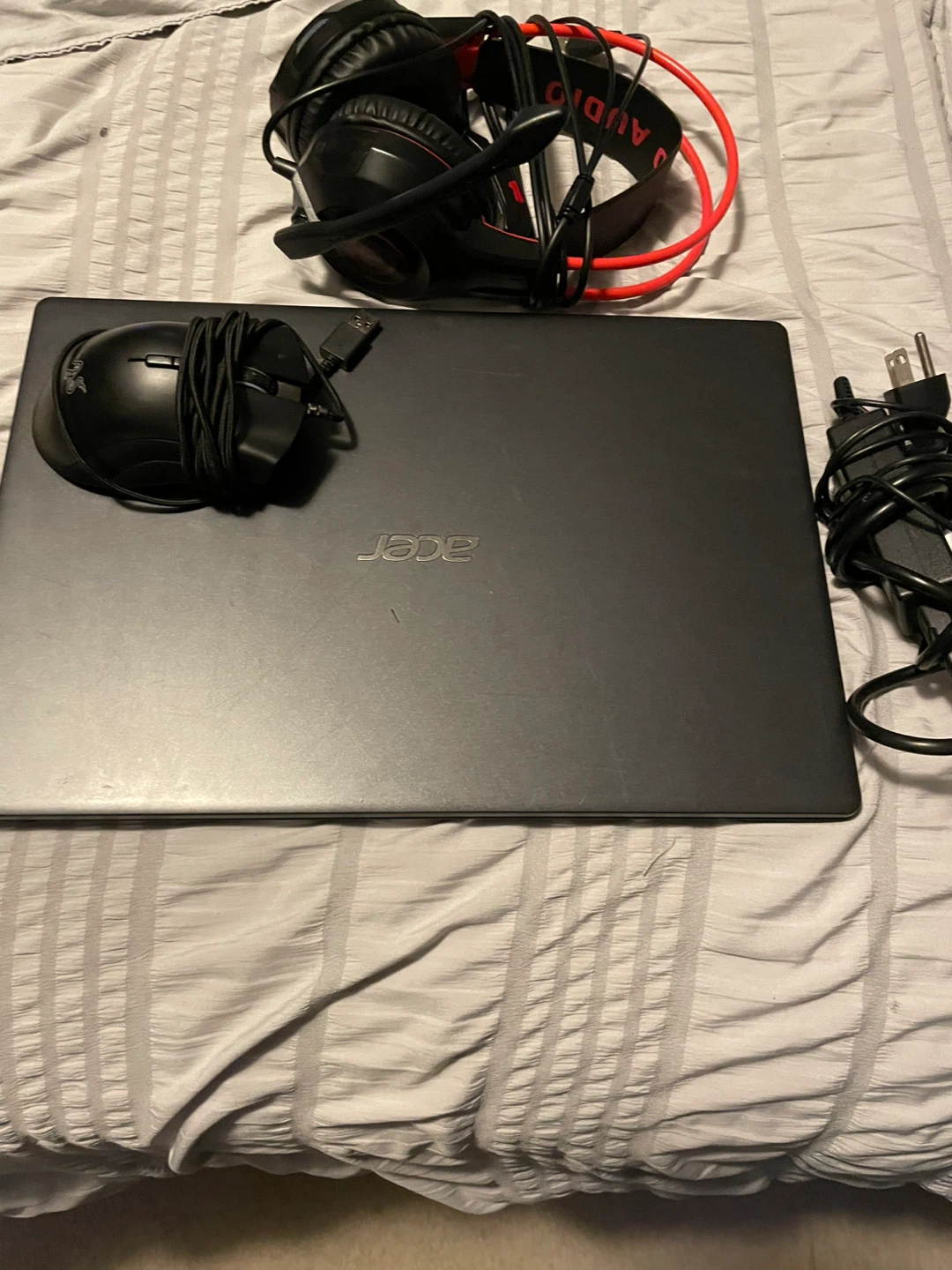 Acer Notebook, Razer Deathadder Elite Mouse & HyperX Headset - photo 2