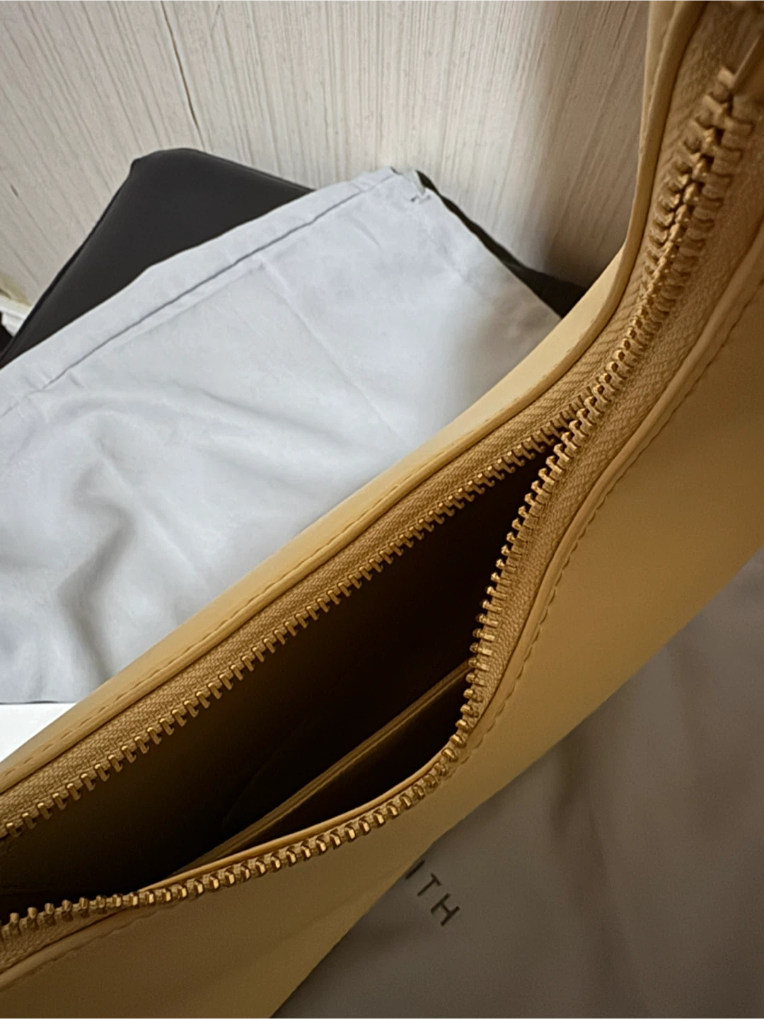 Charles & Keith Butter Yellow Crescent Hobo Bag - Size S - photo 4