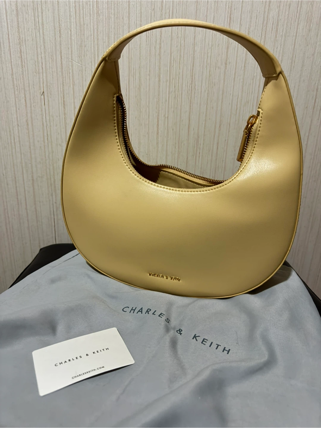 Charles & Keith Butter Yellow Crescent Hobo Bag - Size S - photo 3
