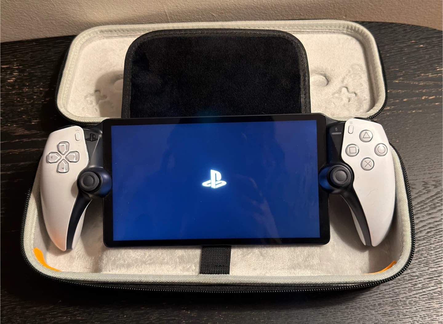 PlayStation Portal + Carrying Case - photo 3