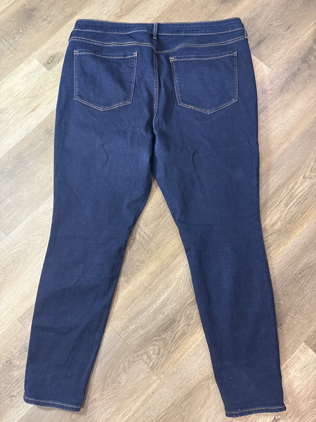 Old Navy Rockstar Super Skinny Jeans - Size 18 - photo 3