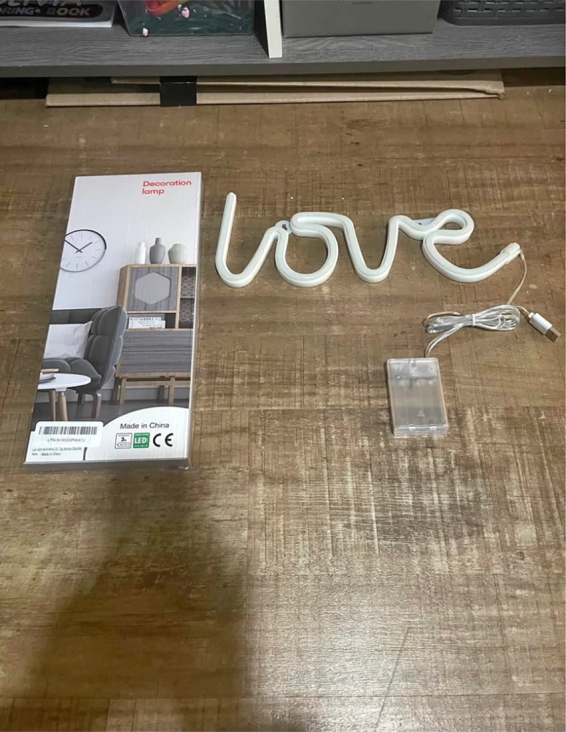 LED ‘LOVE’ Sign