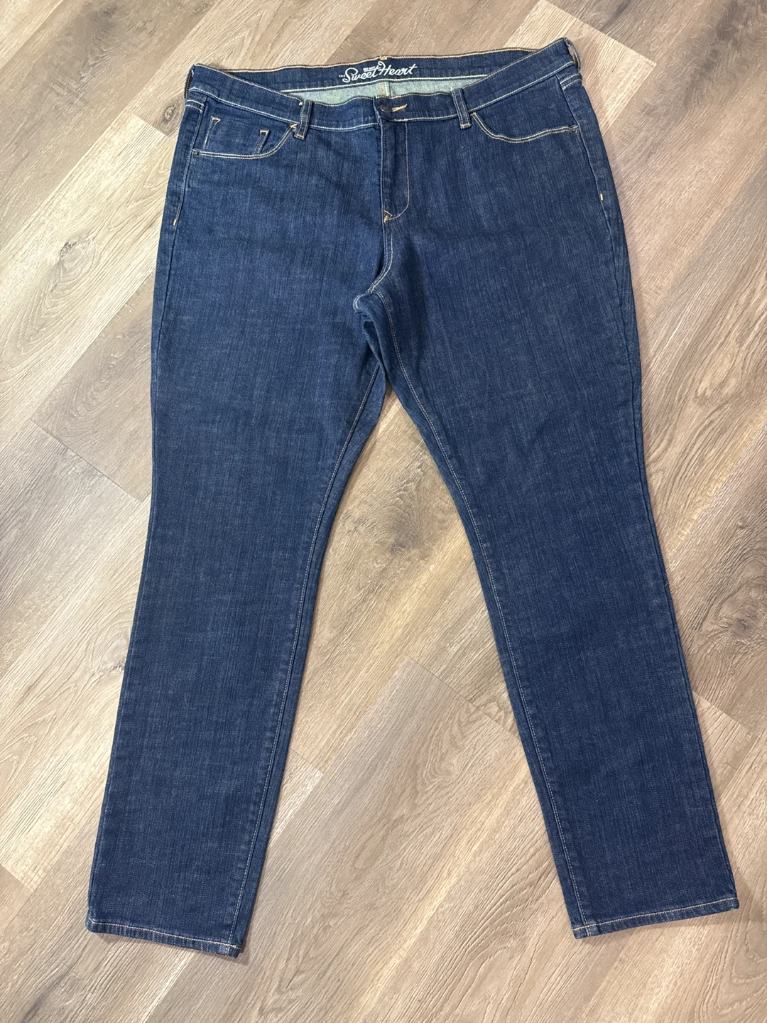 Old Navy Sweetheart Jeans - Size 16