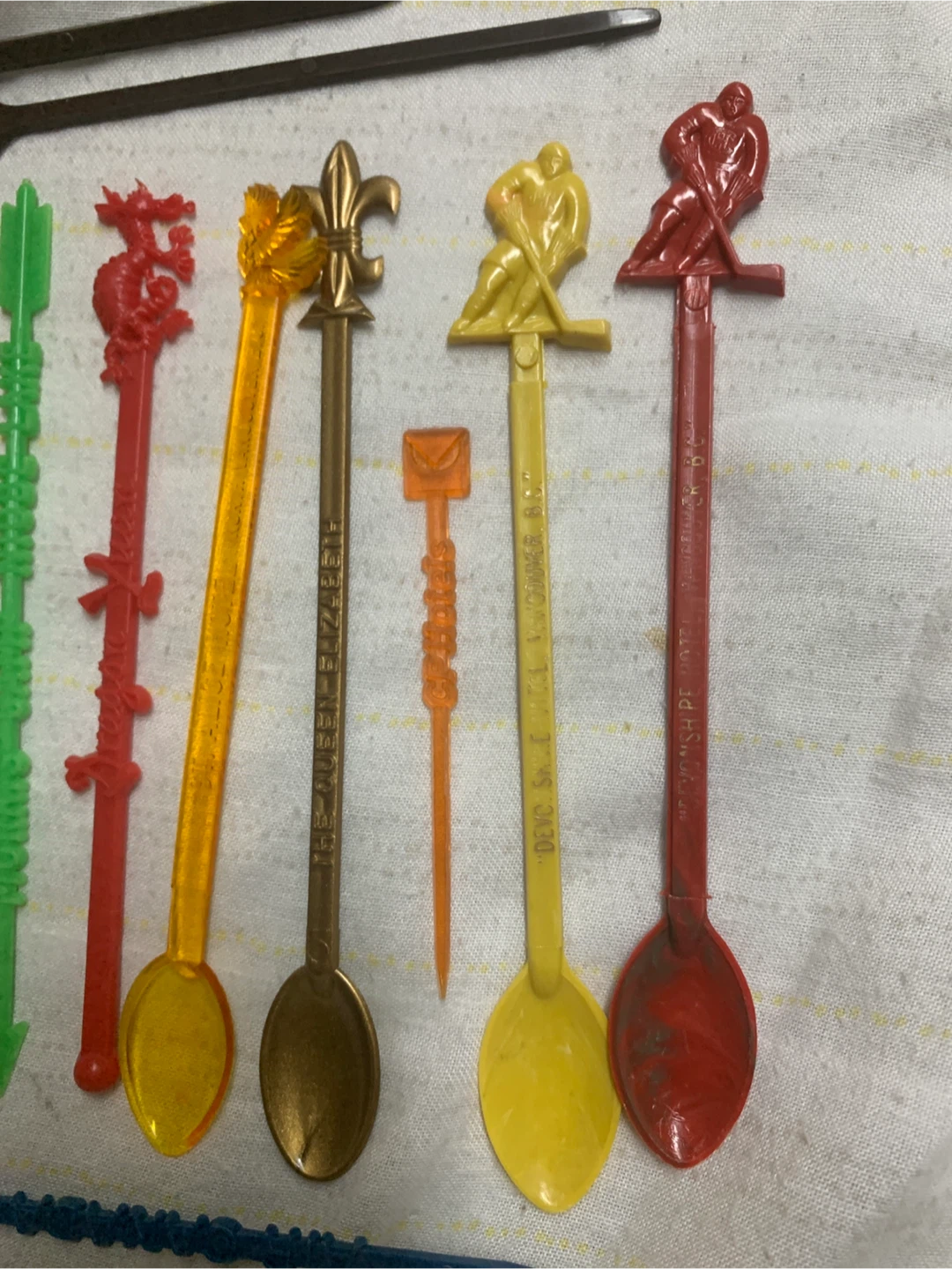 Vintage Plastic Stir Sticks & Spoons - photo 2