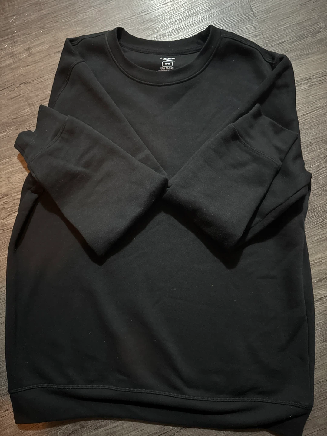 Athletic Works Black Crewneck - Size M