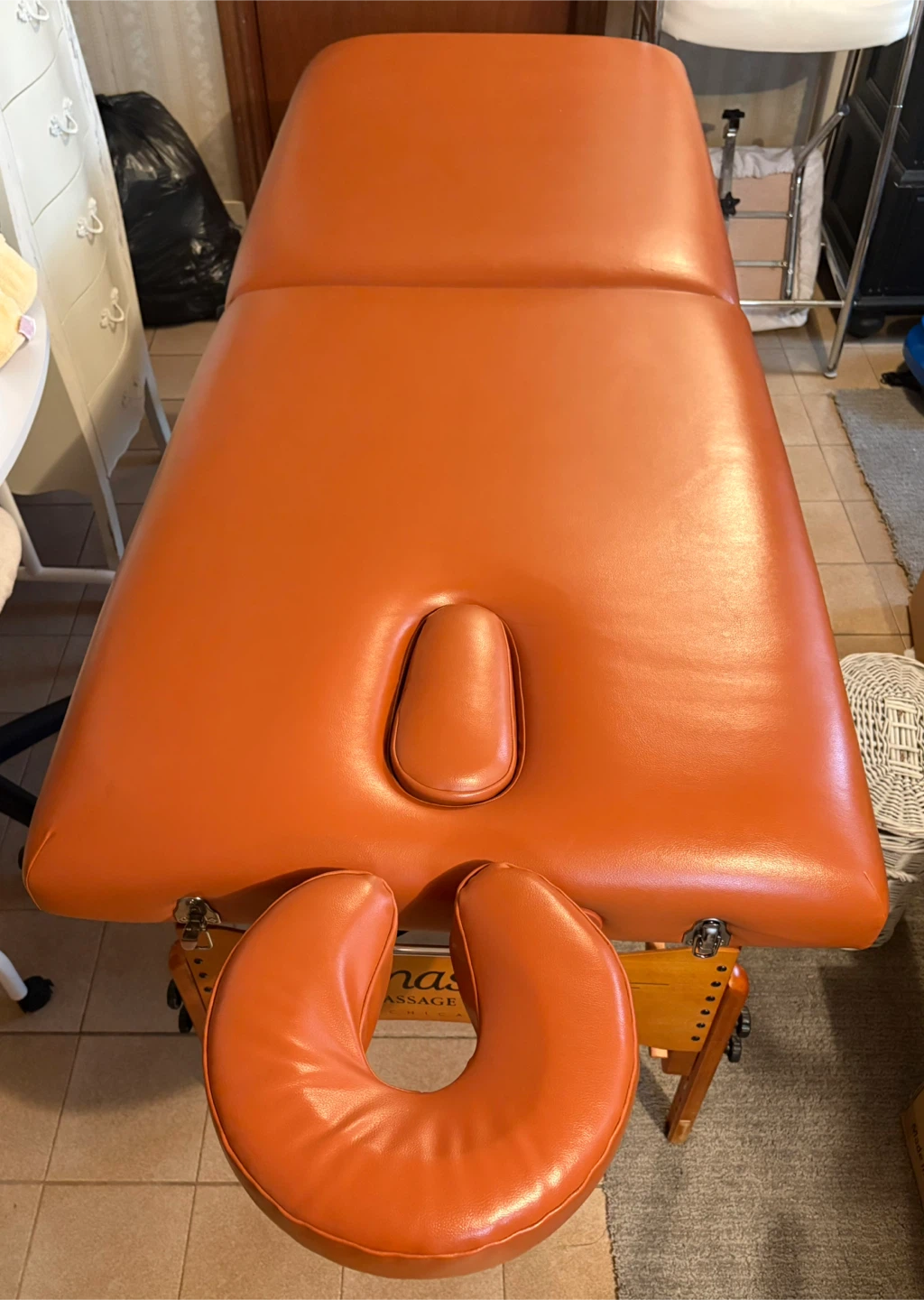 Master Massage Table - Portable & Foldable