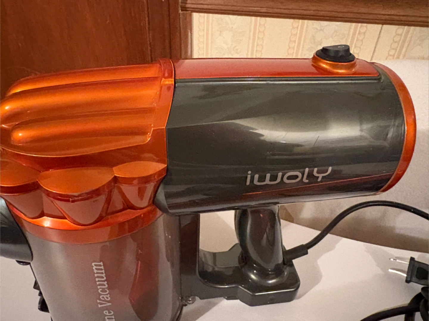 Iwoly Vacuum Cleaner - photo 2