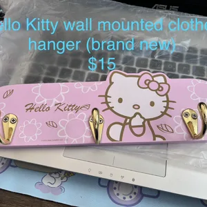 Brand New Hello Kitty Wall Mounted Clothes Hanger