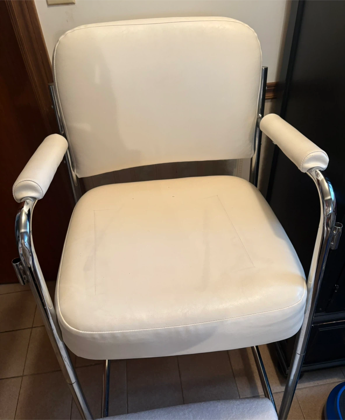 Pedicure chair - photo 2