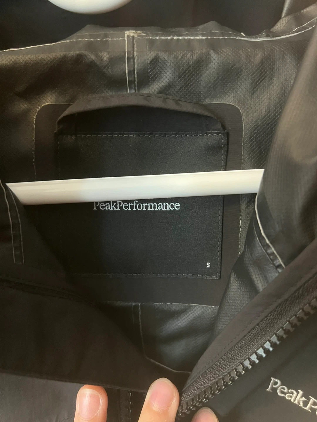 Peak Performance Black Jacket - Size S - photo 3