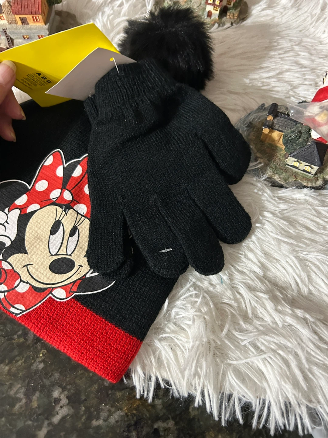 New Disney Minnie Mouse Hat and Glove Set - photo 4
