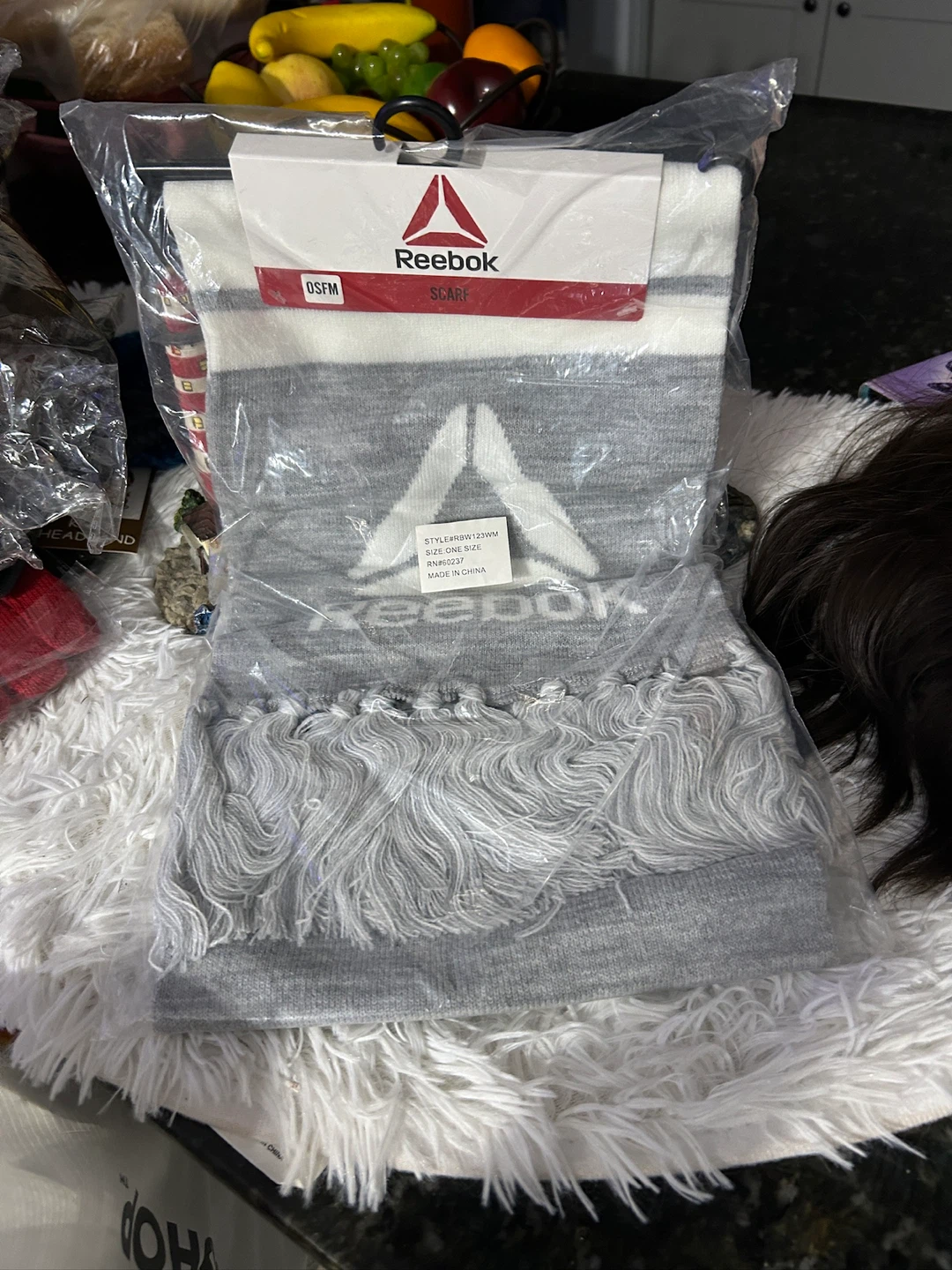 New Reebok Scarf - OSFM - Light Gray