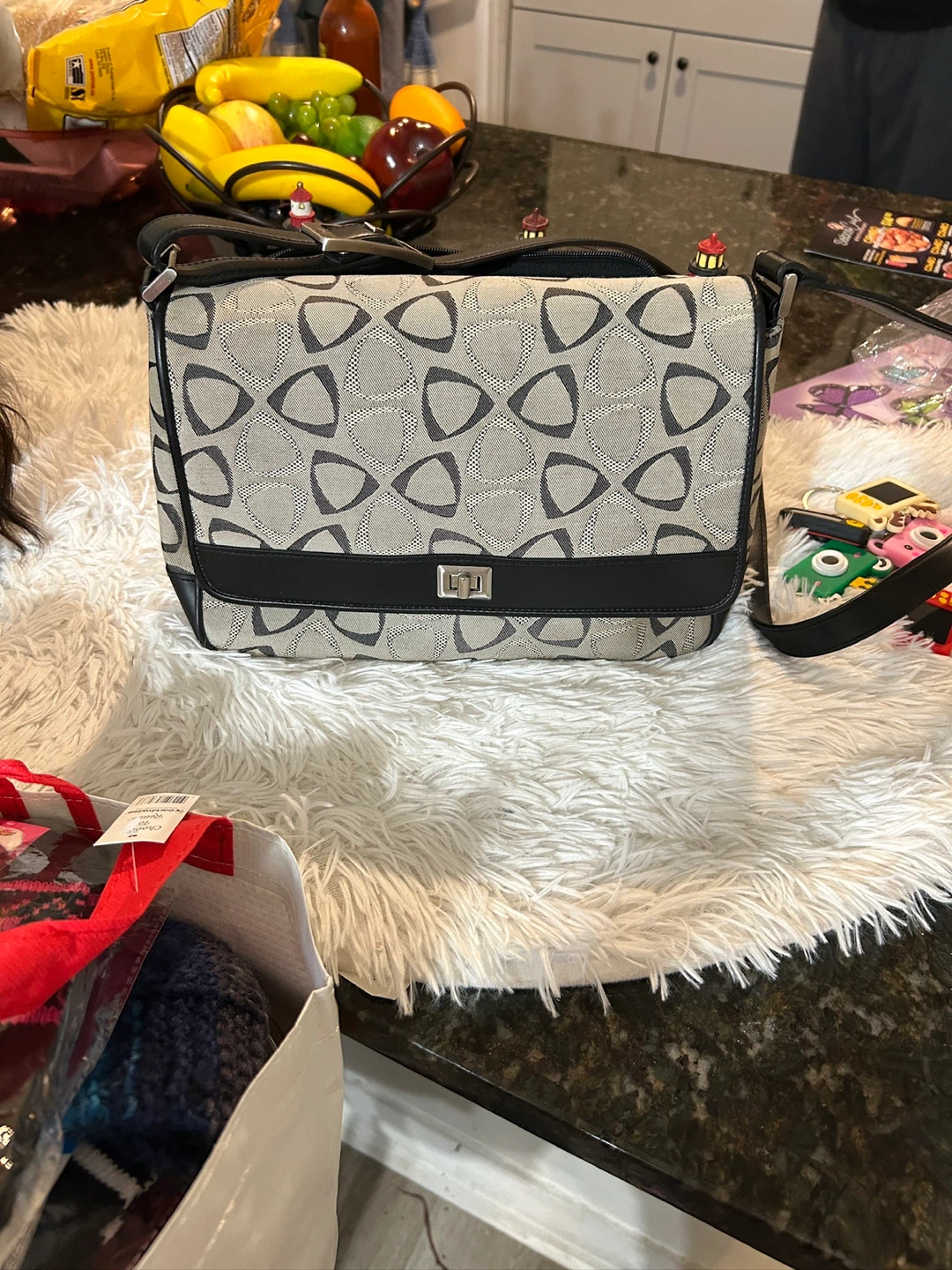 Liz Claiborne Shoulder Bag - photo 2