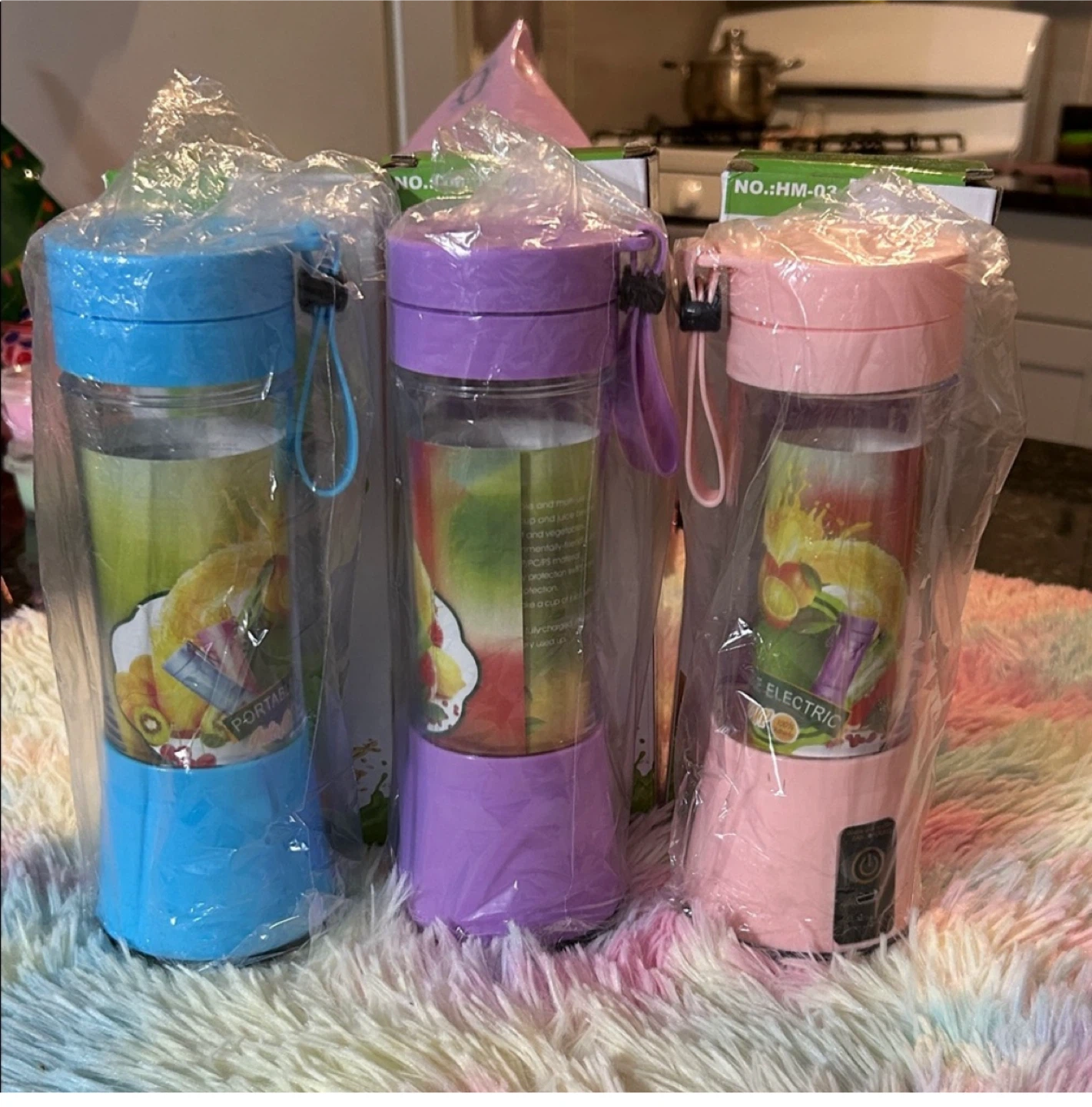 Portable Electric Juicer Blender - New