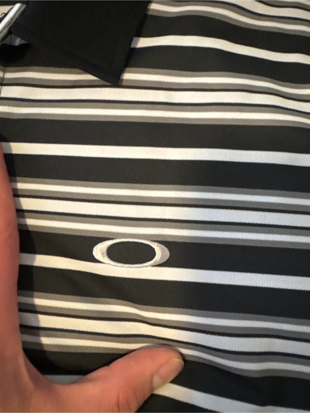 Oakley Striped Polo Shirt - Size Large - photo 4