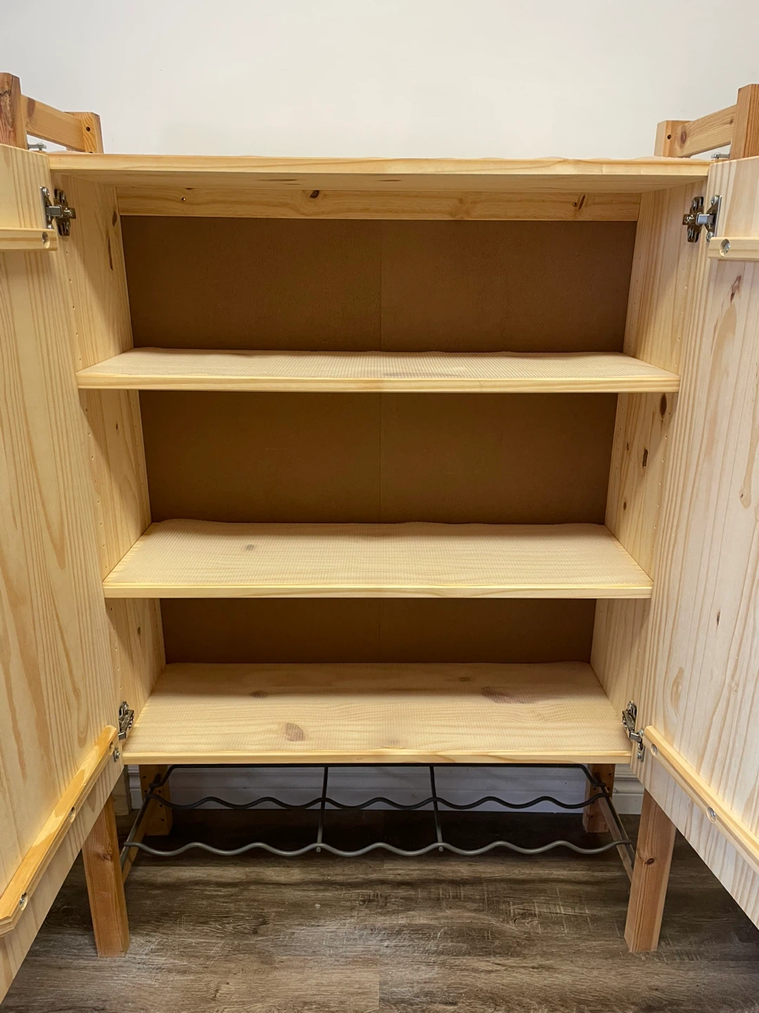 Cabinet - photo 2