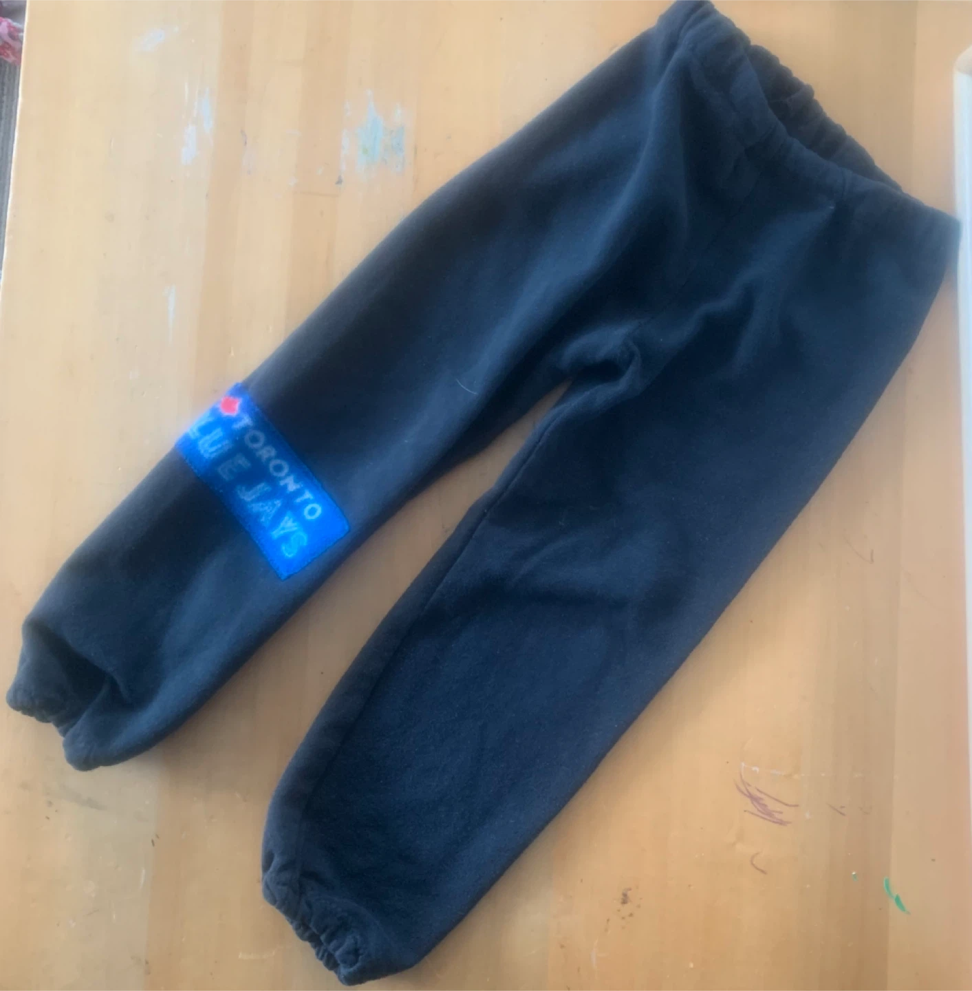 3 Boys’ Black sweatpants with Toronto Blue Jays logos - photo 3