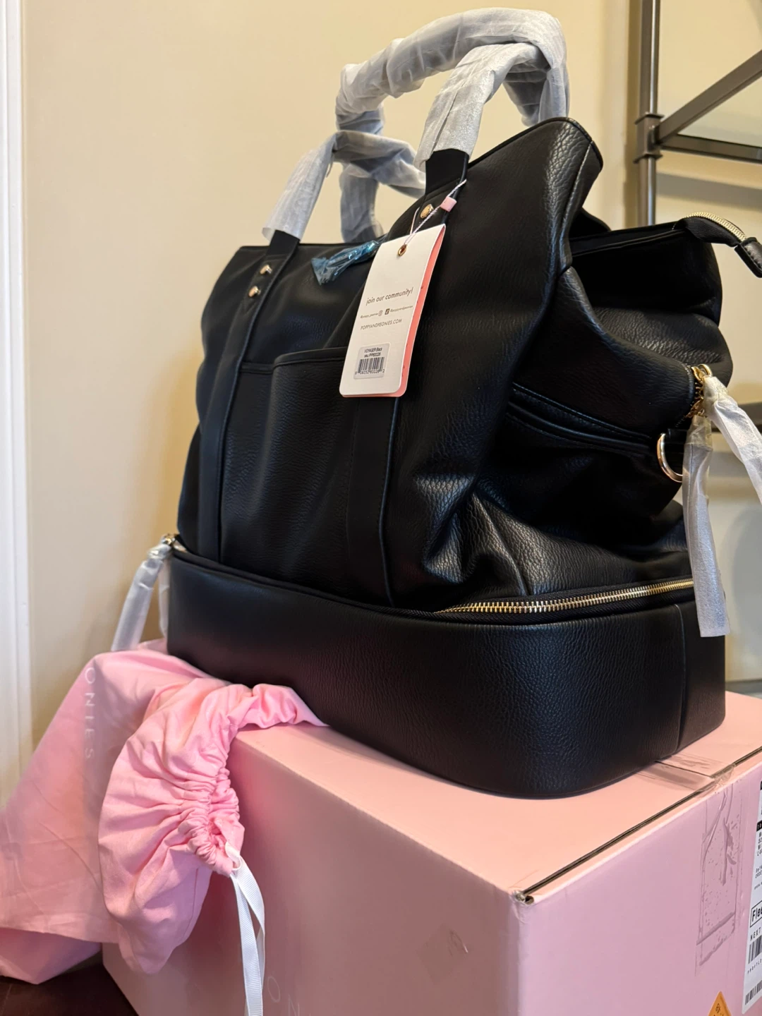 Poppy & Peonies - Voyager Bag - NEW - photo 2