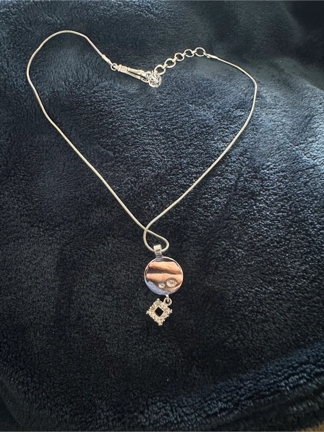 Silver Tone Necklace with Circle and Square Pendant - photo 3