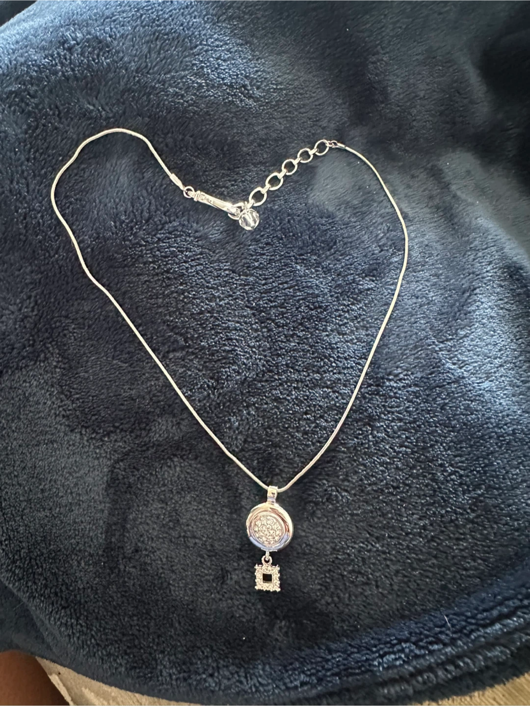 Silver Tone Necklace with Circle and Square Pendant - photo 5