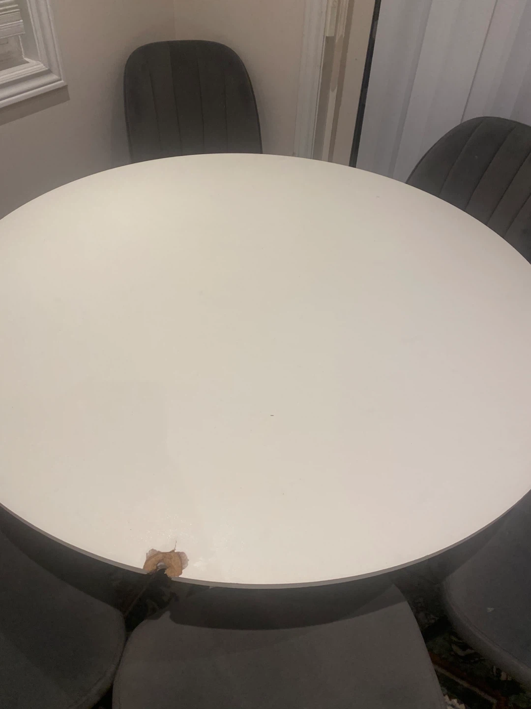 Round White Dining Table - photo 3