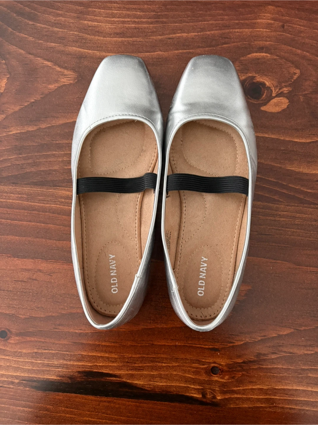 Old Navy Silver Ballet Flats Size 7