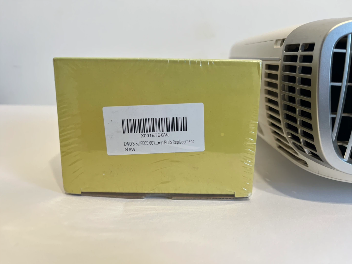 BenQ Projector HT2050 - photo 3