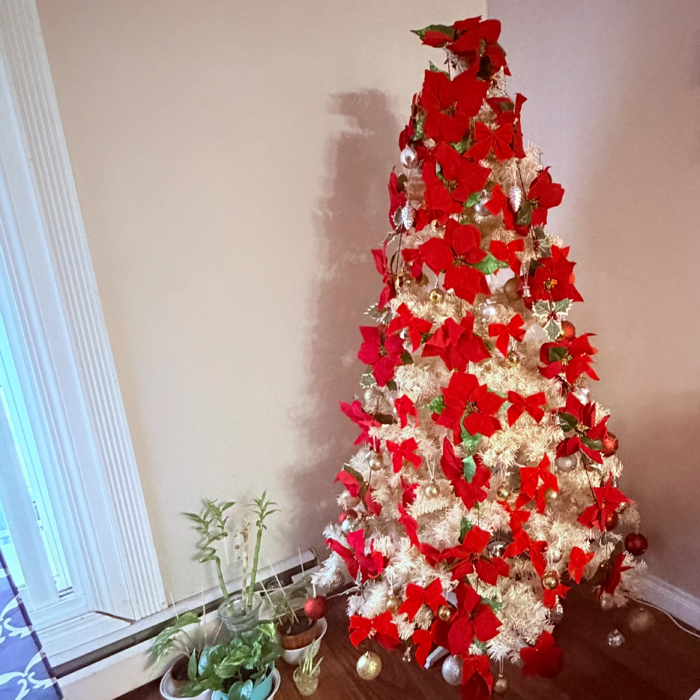 Decorated Christmas Tree - photo 3