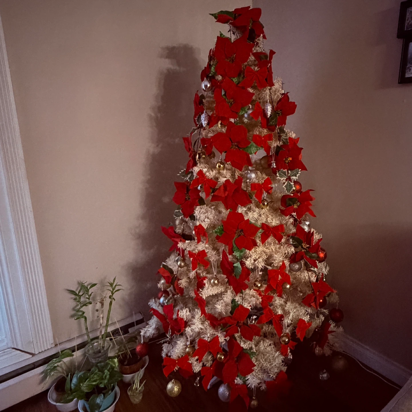 Decorated Christmas Tree - photo 4