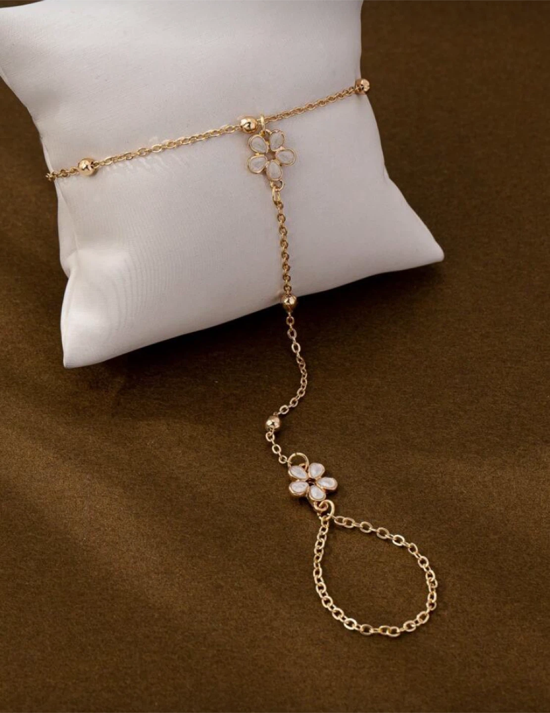 Gold Flower Hand Chain Bracelet - photo 3