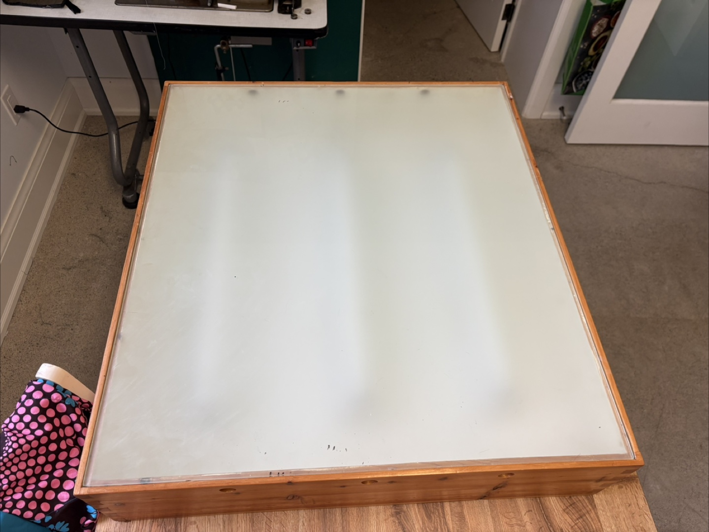 Light box with Wooden Frame