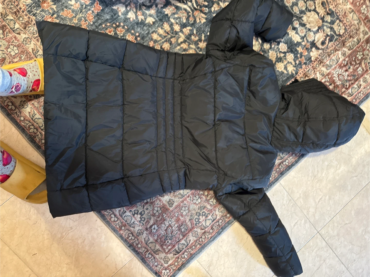 Tahari Black Puffer Coat, Size L - photo 5