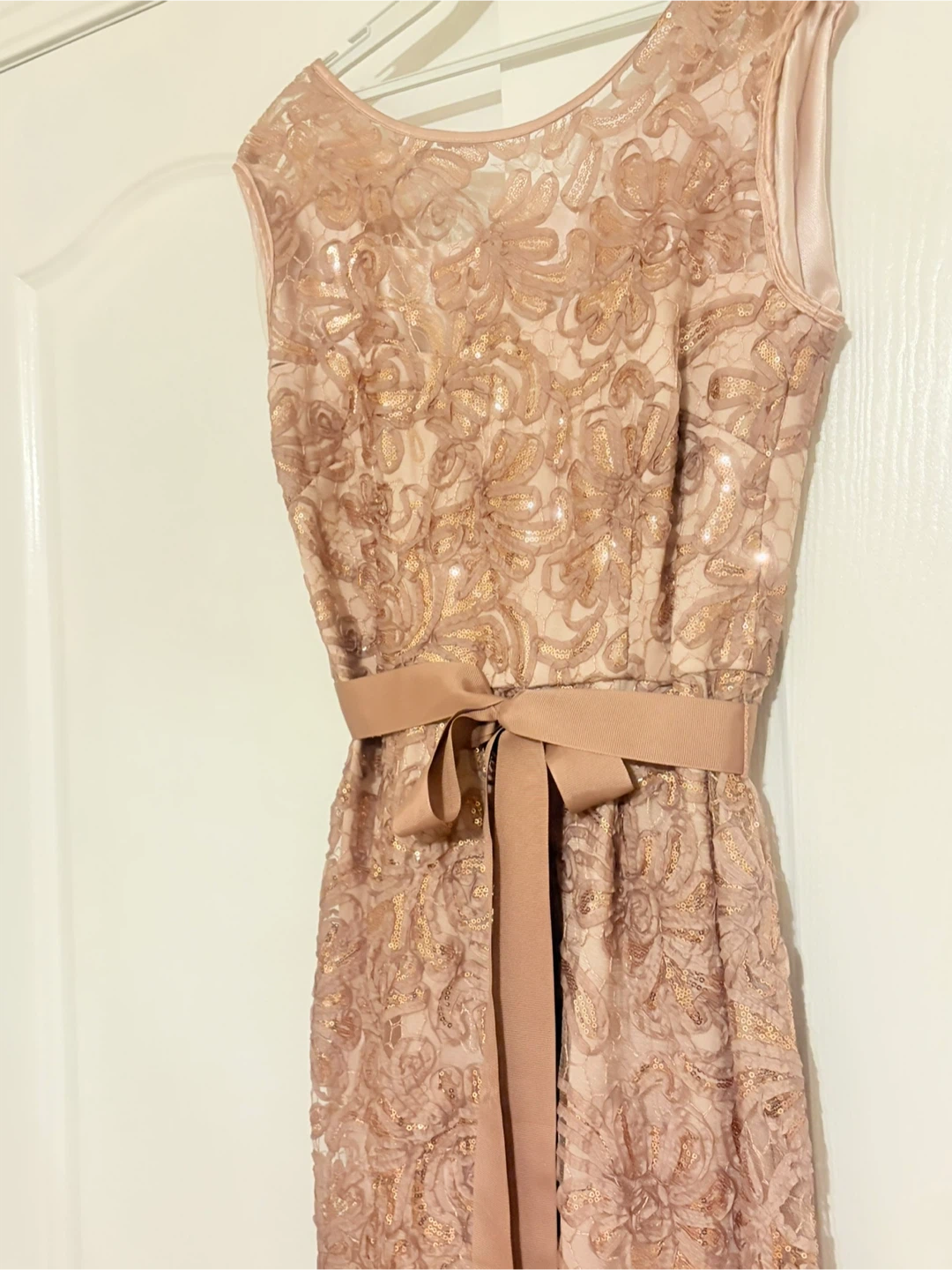 Lace & Sequin Formal Dress - photo 2