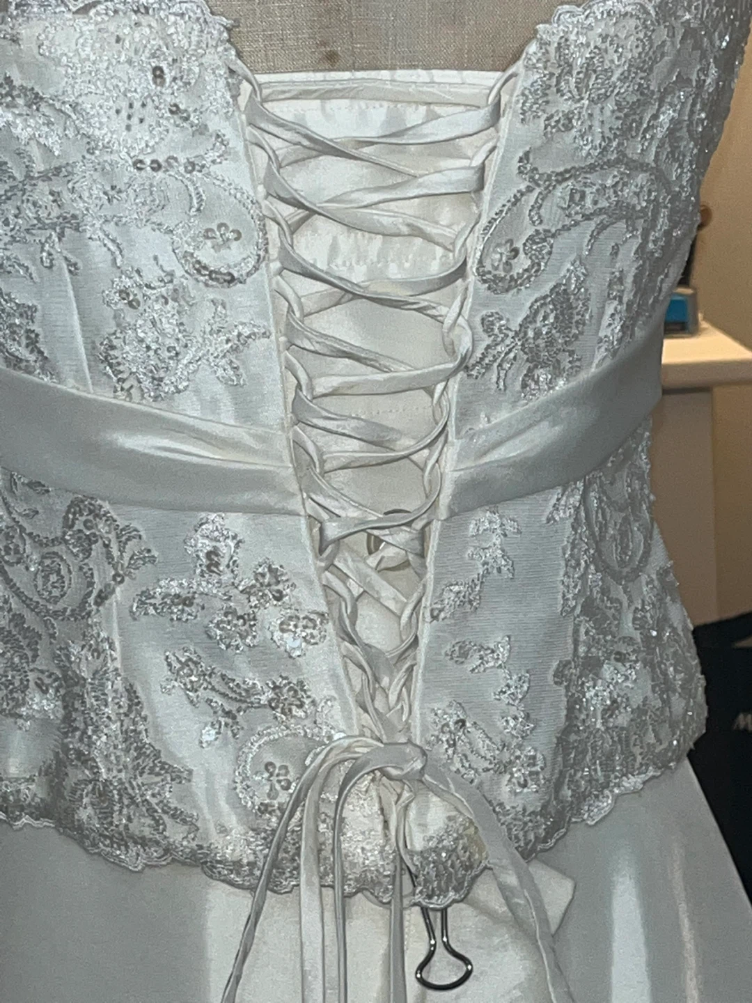 Wedding Gown by Maggie Sottero Couture (2-Piece Corset) - photo 4