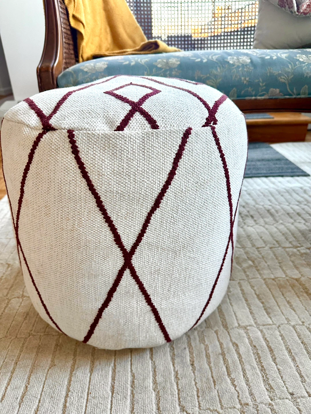 White & Maroon Patterned Pouf Ottoman - photo 3