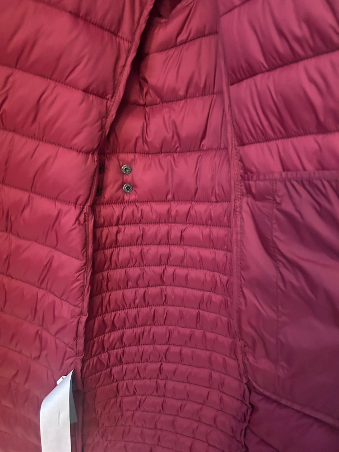 Like New! Lolë Puffer Jacket - Burgundy, Size M - photo 4