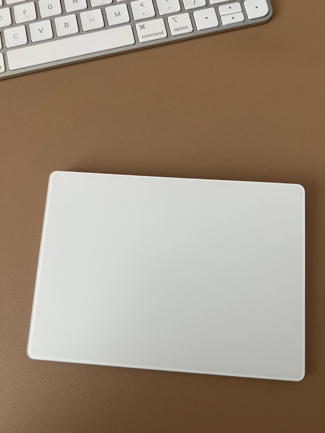 Apple Magic Trackpad and Keyboard - White - photo 2